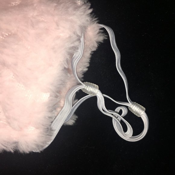 Reusable / Washable Sculpted Mask Faux Fur Pink - Picture 8 of 9